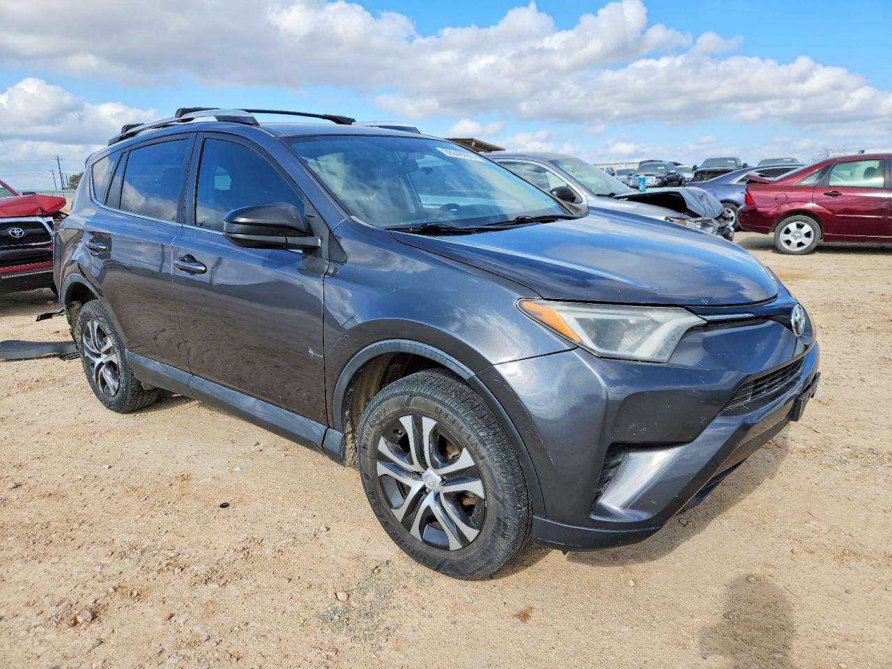 2016 TOYOTA RAV4 LE photo 4