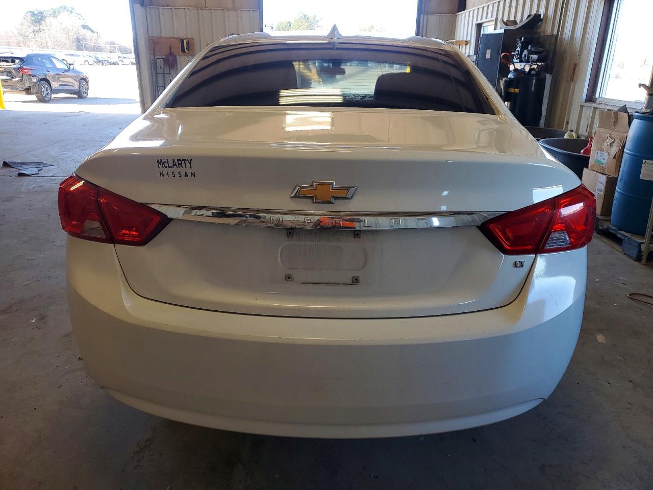 2018 CHEVROLET IMPALA LT photo 6