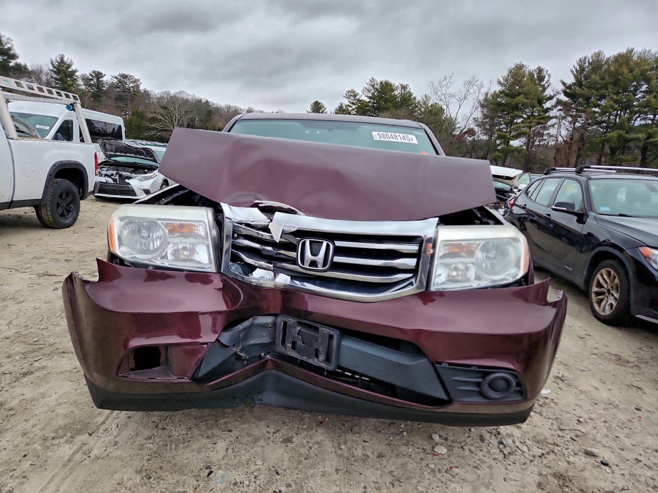 2015 HONDA PILOT LX photo 5