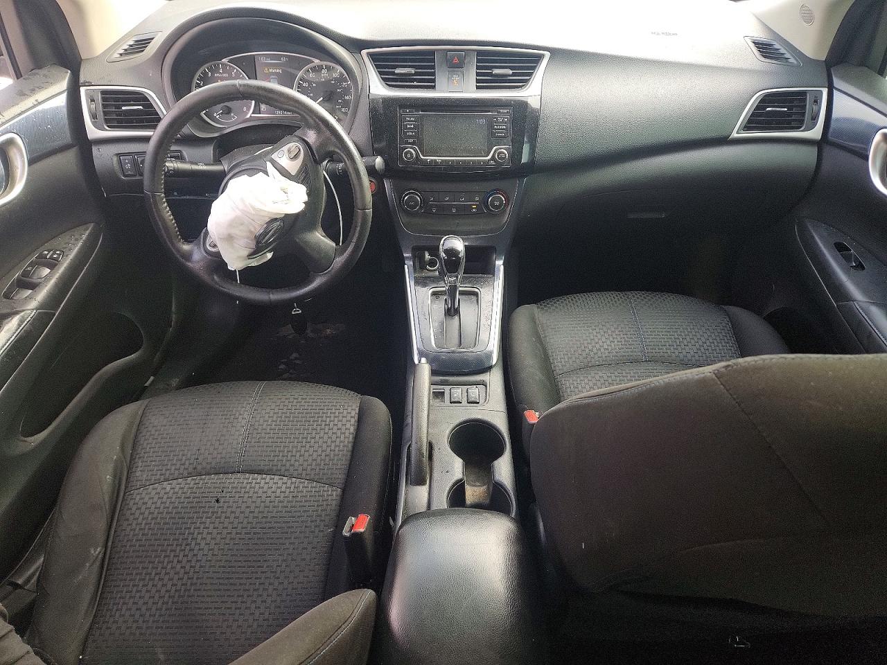 2017 NISSAN SENTRA S photo 8