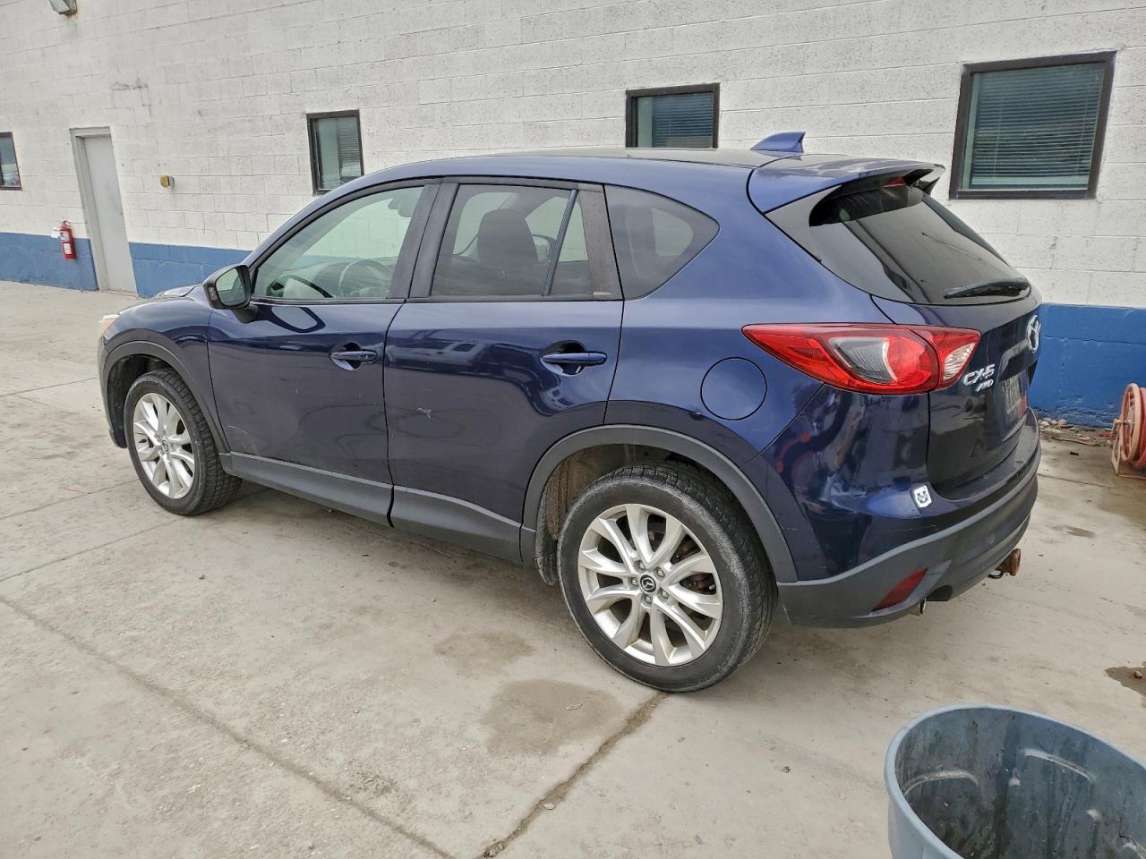 2014 MAZDA CX-5 GT photo 2