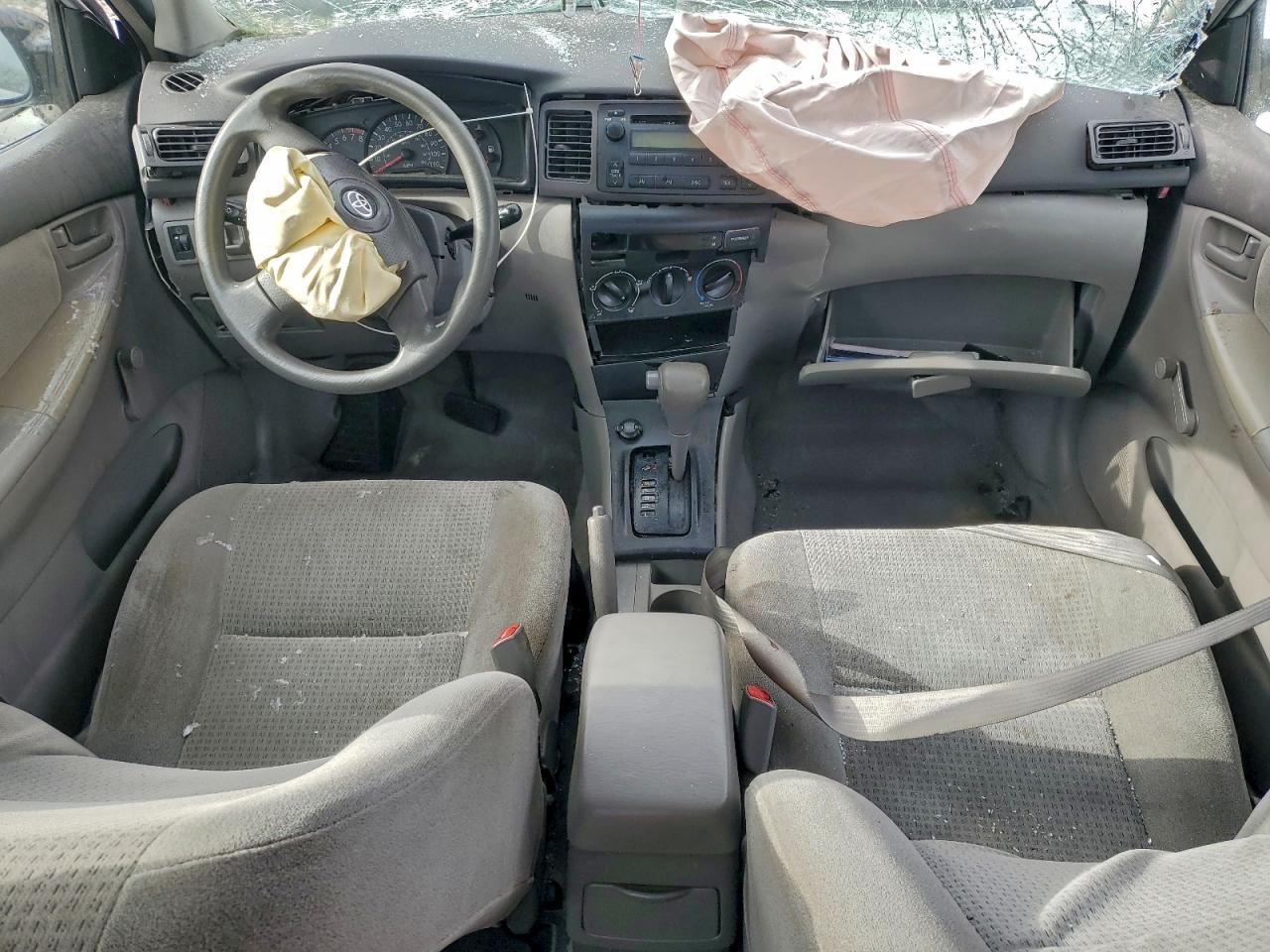 2006 TOYOTA COROLLA CE photo 8
