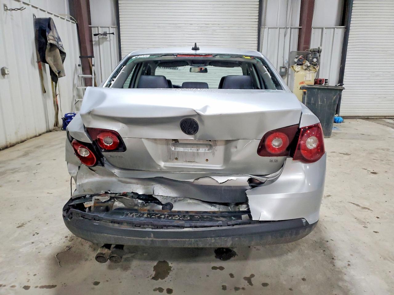 2009 VOLKSWAGEN JETTA SE photo 6