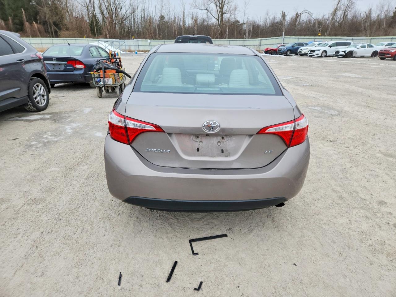 2016 TOYOTA COROLLA L photo 6