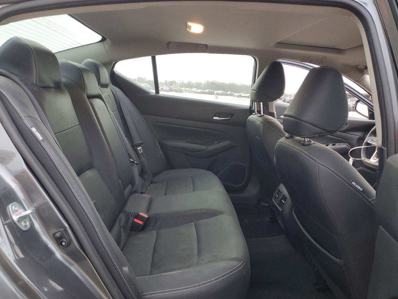 2024 NISSAN ALTIMA SL photo 10