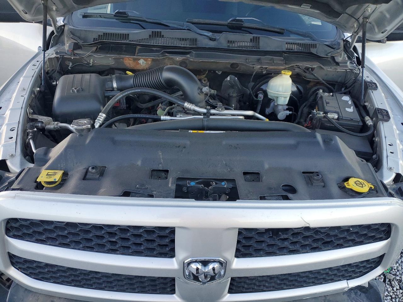 2014 RAM 1500 ST photo 11