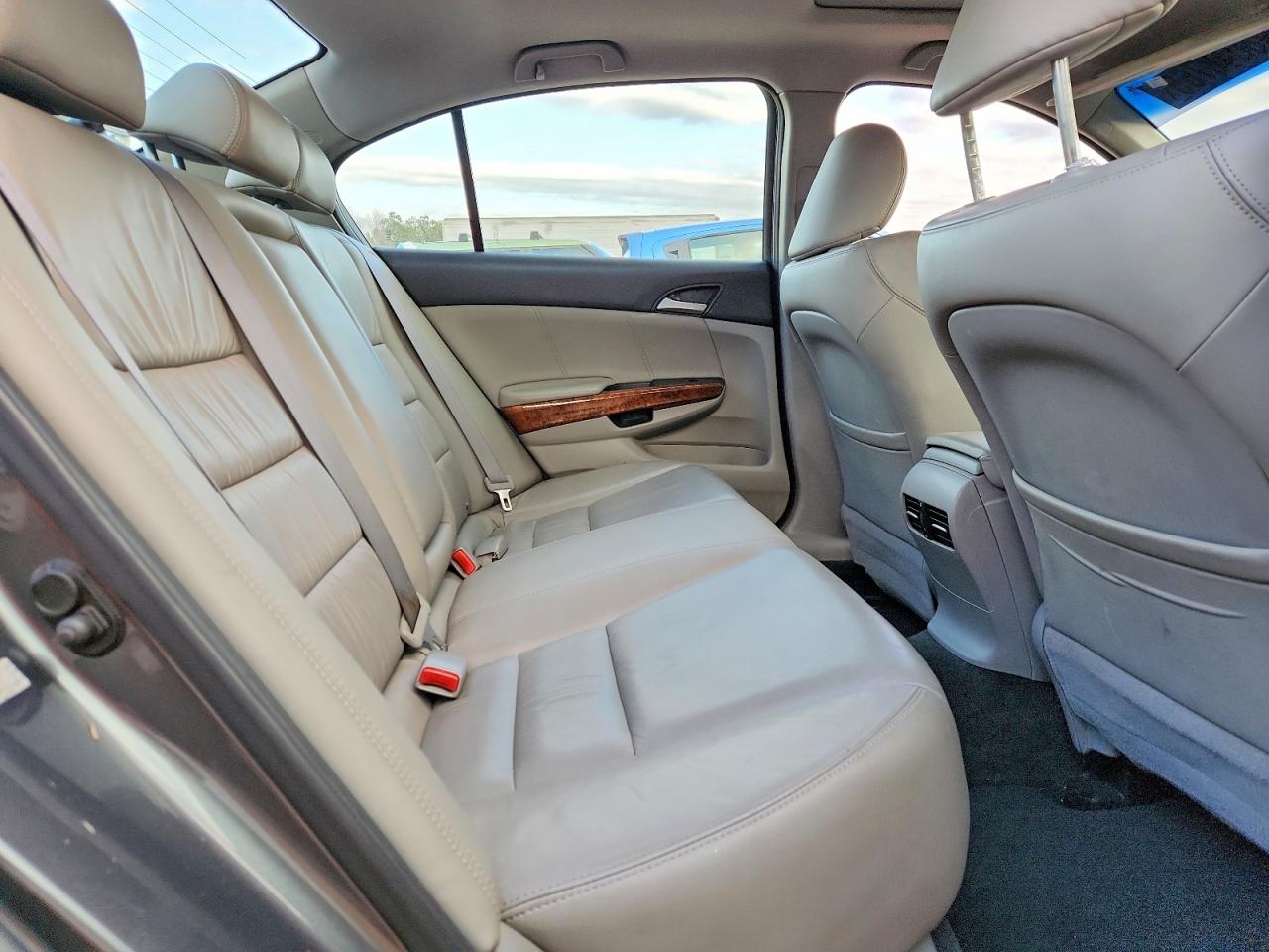2011 HONDA ACCORD EXL photo 10