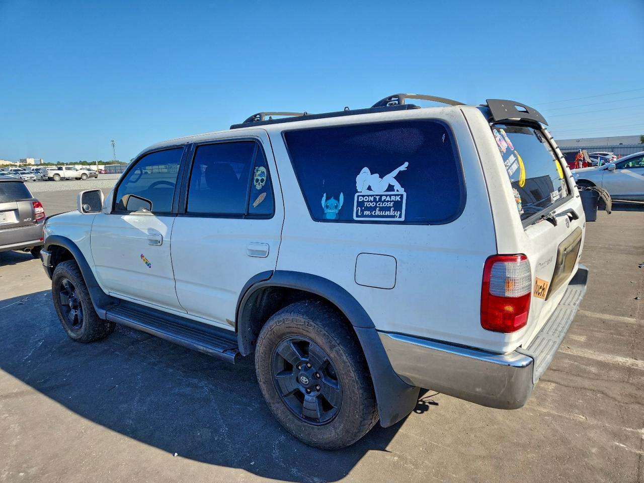 1999 TOYOTA 4RUNNER SR5 photo 2