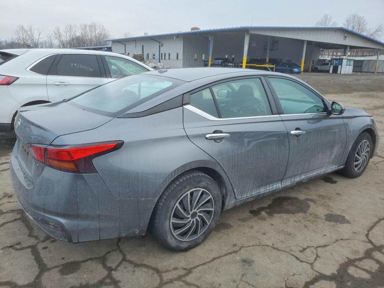2019 NISSAN ALTIMA S photo 5