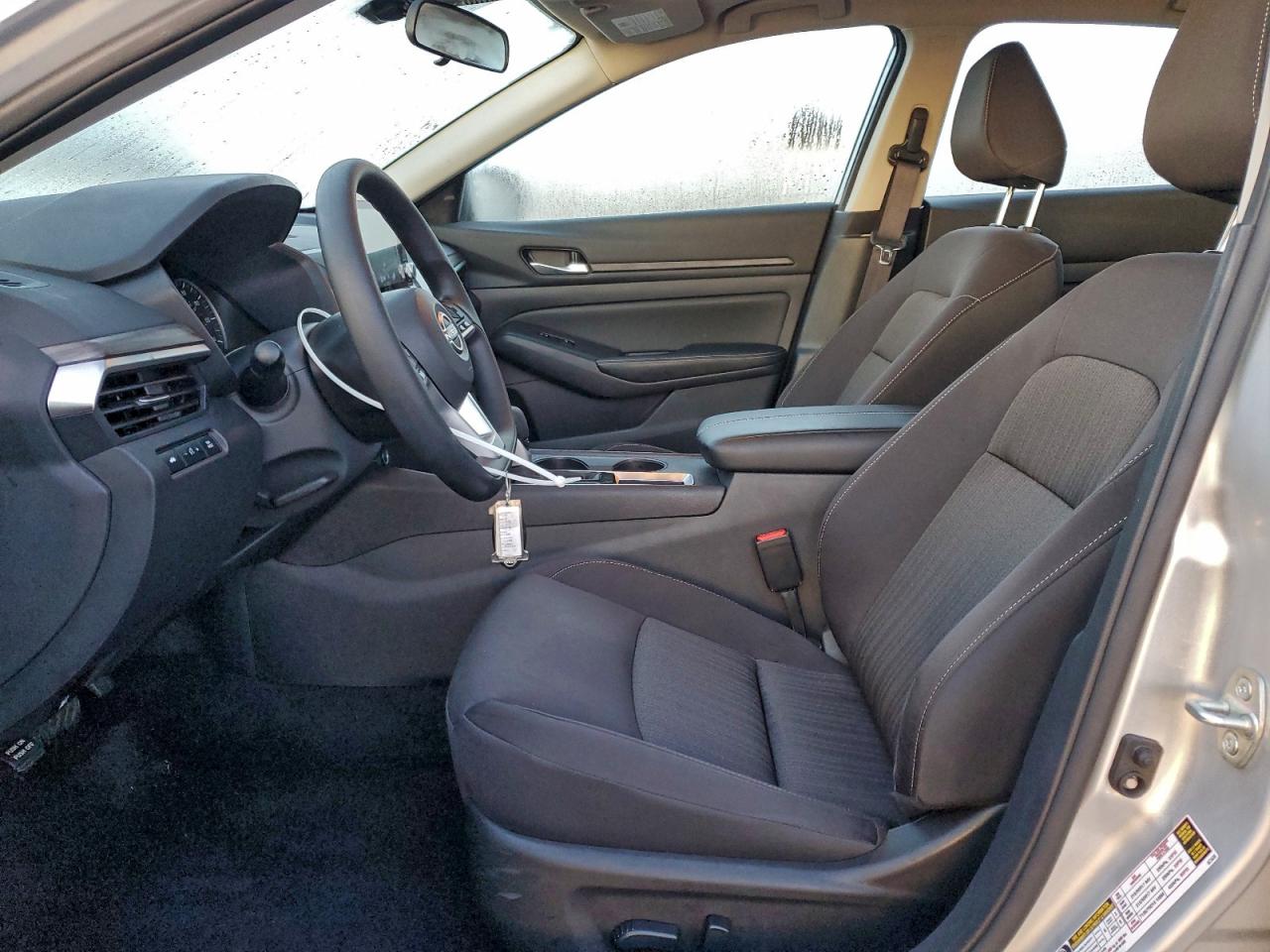 2025 NISSAN ALTIMA SV photo 13