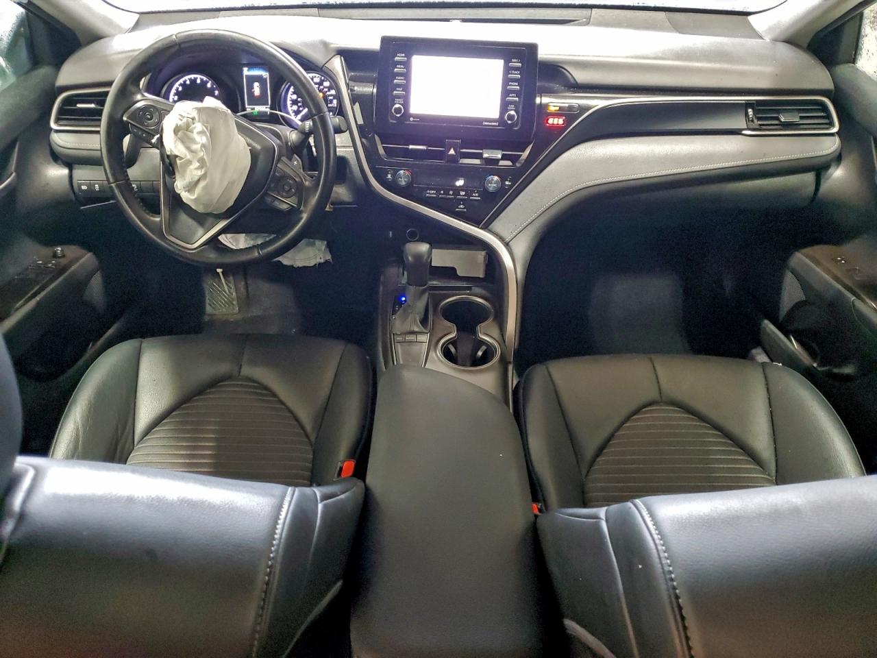 2022 TOYOTA CAMRY SE photo 8
