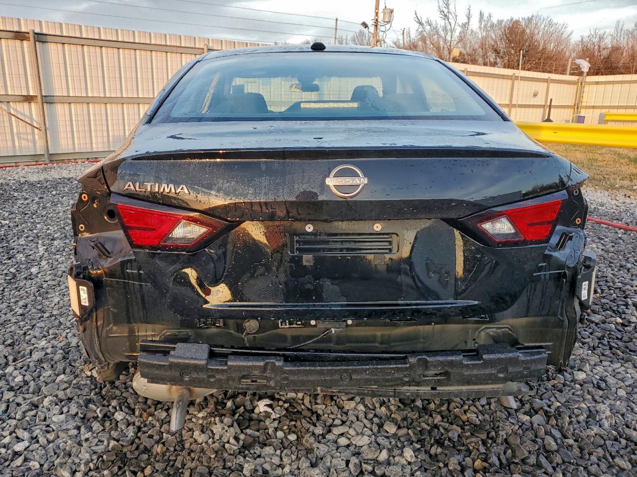 2025 NISSAN ALTIMA SV photo 6