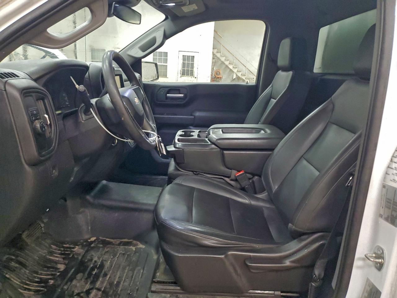 2023 CHEVROLET SILVERADO C1500 photo 7