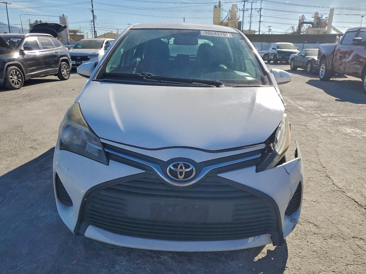 2015 TOYOTA YARIS photo 5