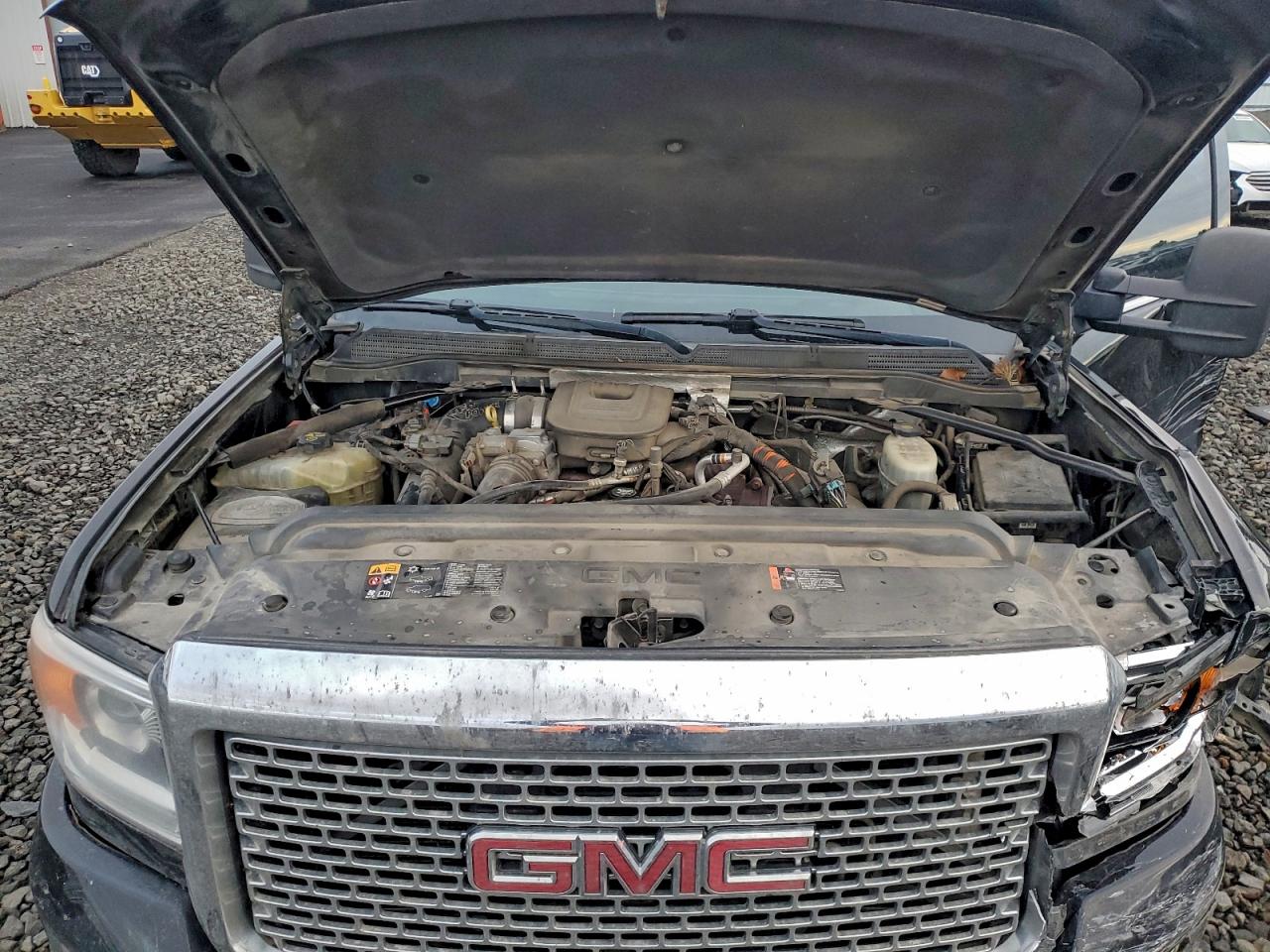 2015 GMC SIERRA K2500 DENALI photo 11