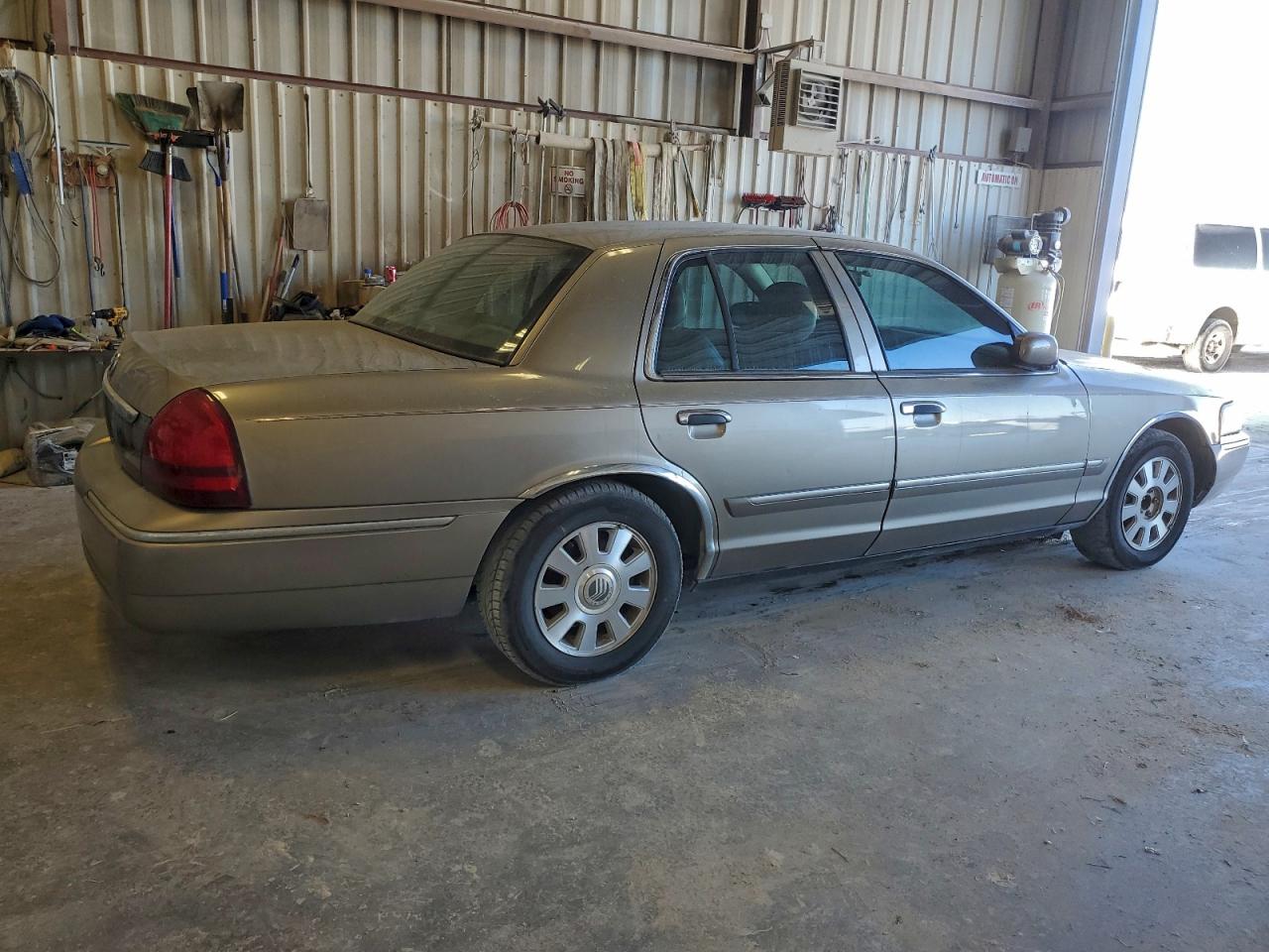 2006 MERCURY GRAND MARQUIS LS photo 3