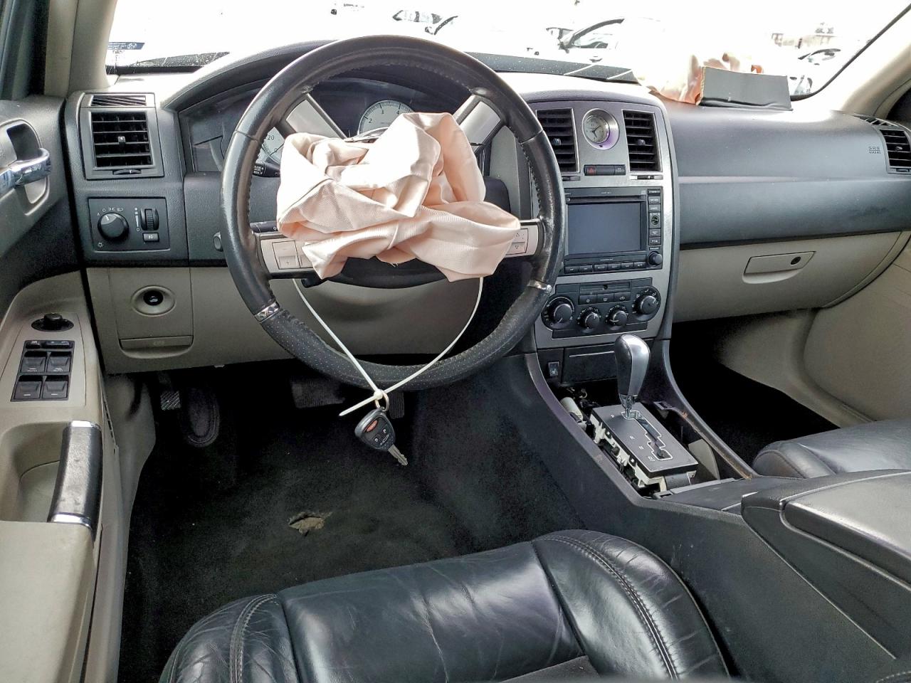 2006 CHRYSLER 300C SRT-8 photo 8