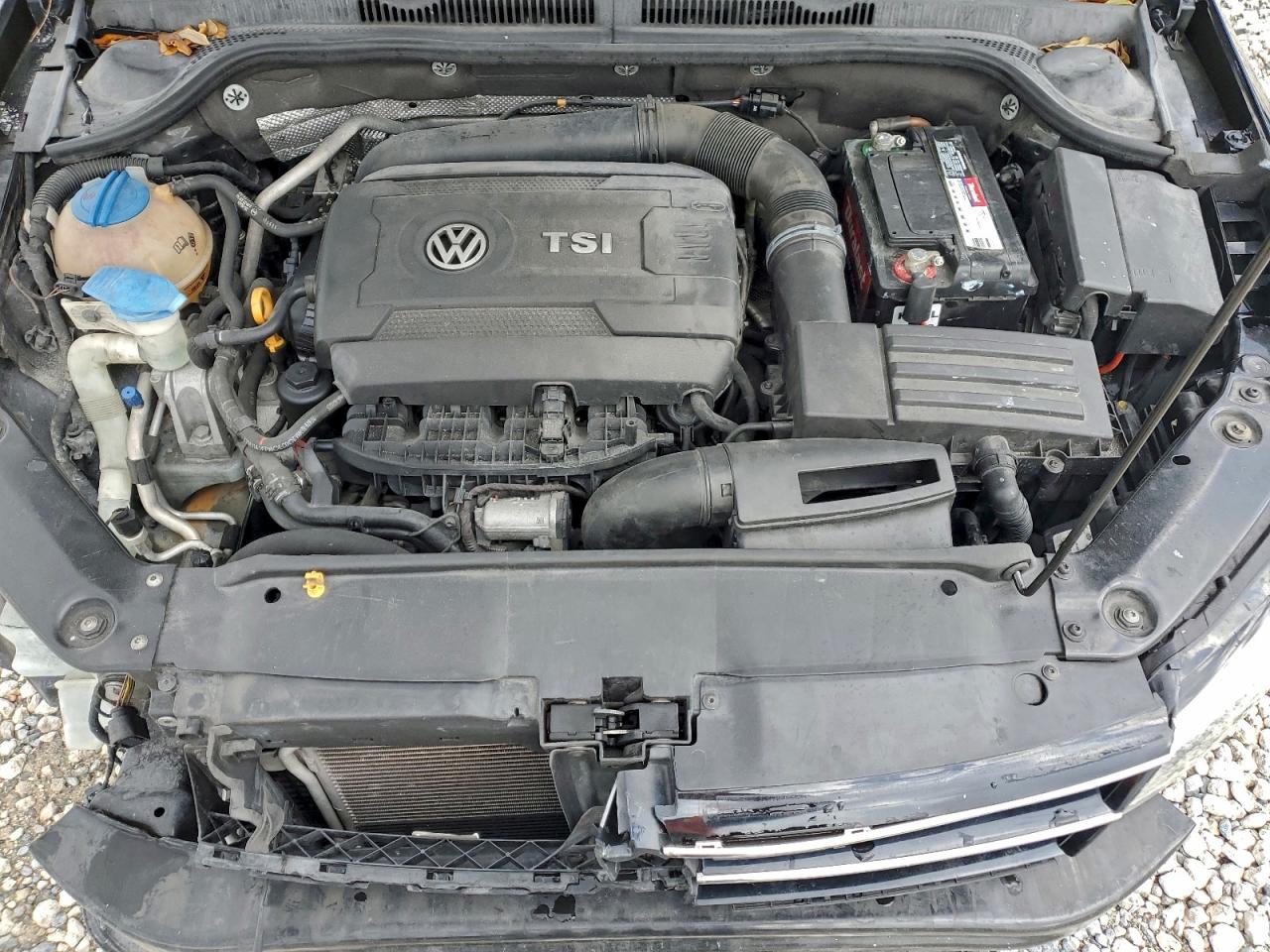 2015 VOLKSWAGEN JETTA SE photo 21