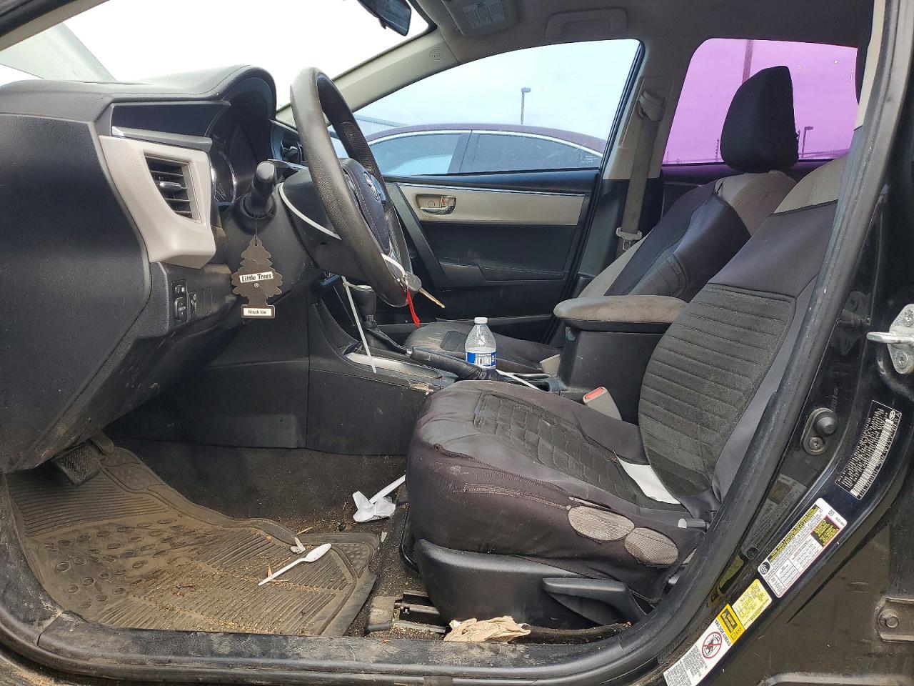 2014 TOYOTA COROLLA LE photo 7