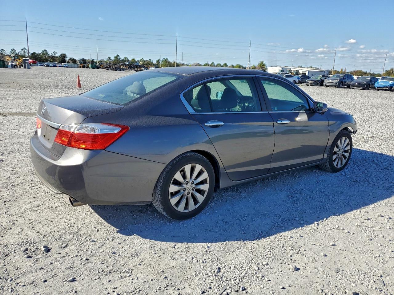 2013 HONDA ACCORD EX photo 3