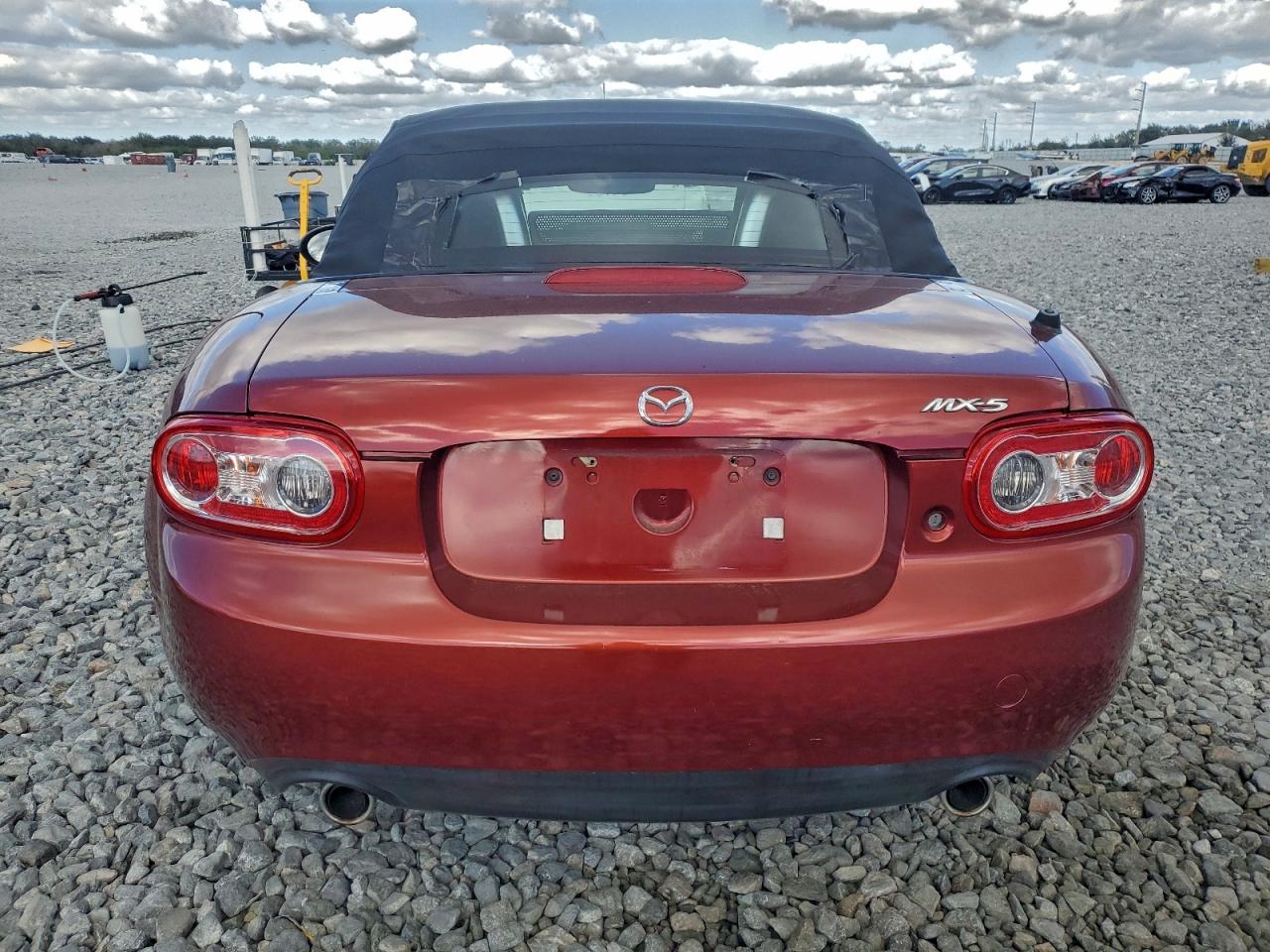 2011 MAZDA MX-5 MIATA photo 11