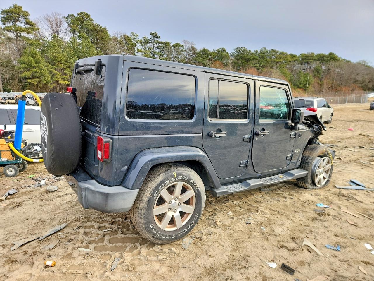 2016 JEEP WRANGLER UNLIMITED SAHARA photo 3