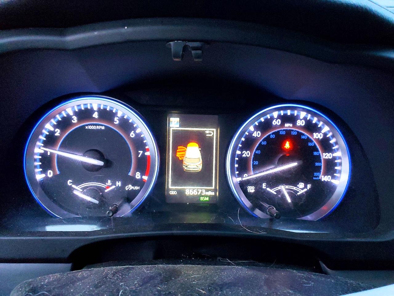 2018 TOYOTA HIGHLANDER SE photo 9