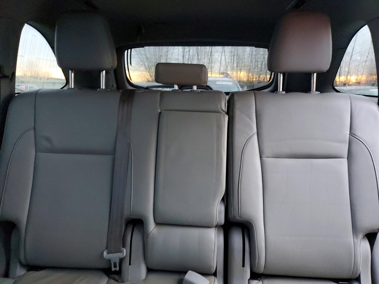 2018 TOYOTA HIGHLANDER SE photo 10