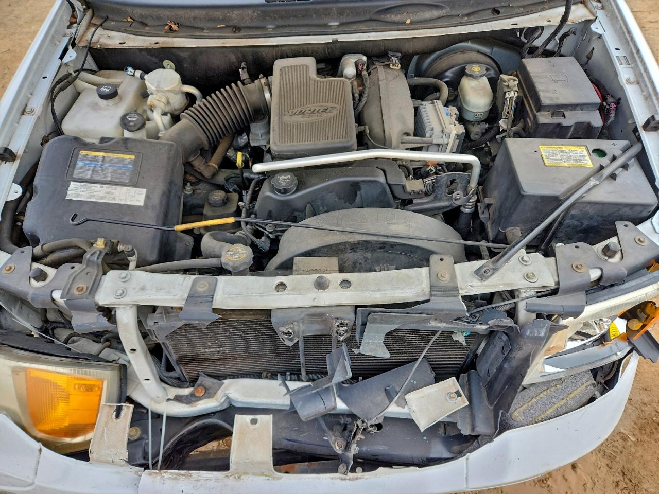 2004 GMC ENVOY photo 12