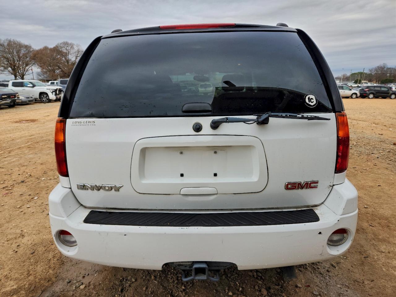 2004 GMC ENVOY photo 6