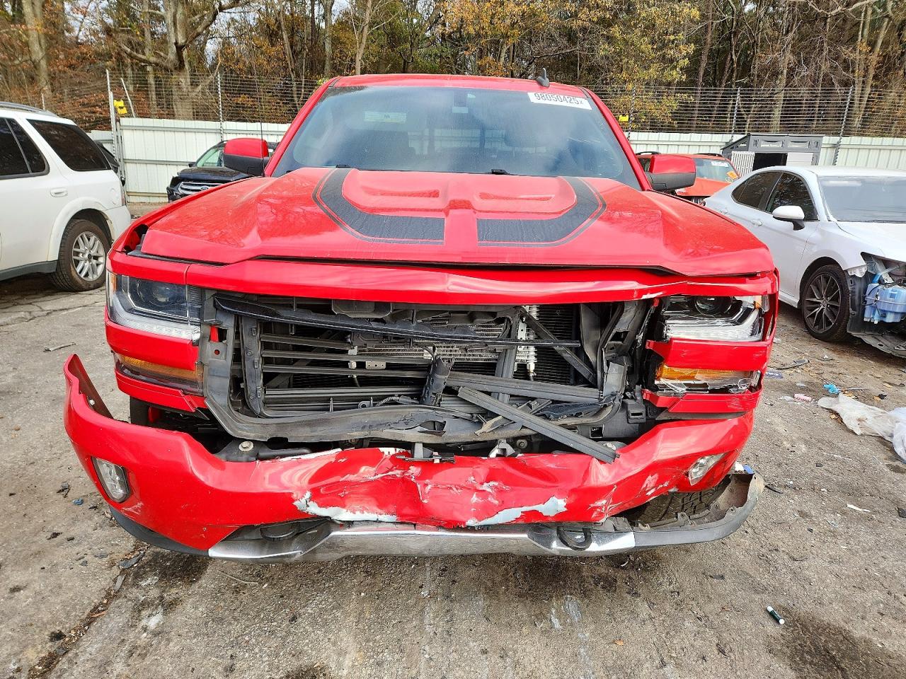 2017 CHEVROLET SILVERADO K1500 LT photo 5