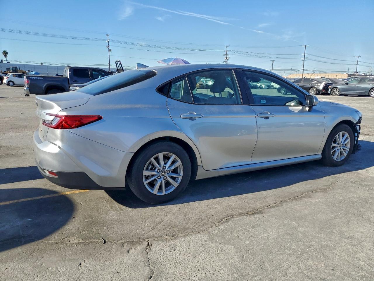 2025 TOYOTA CAMRY XSE photo 3