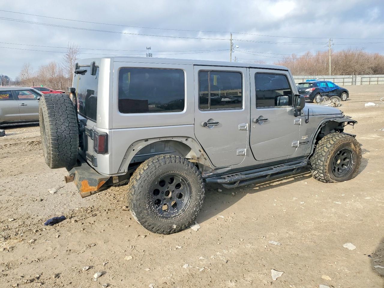 2013 JEEP WRANGLER UNLIMITED SAHARA photo 3