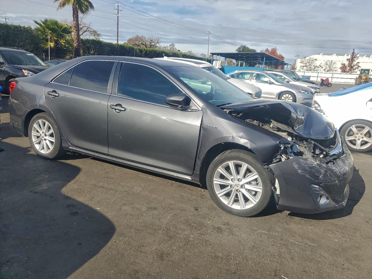 2012 TOYOTA CAMRY HYBRID photo 4