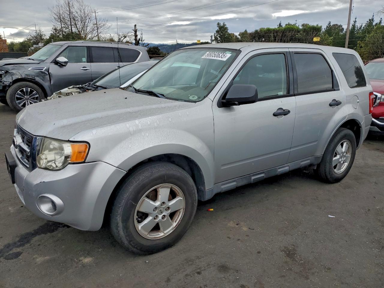 2012 FORD ESCAPE