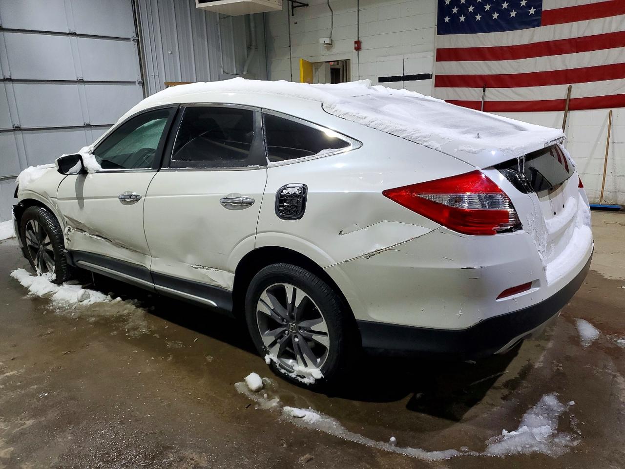 2015 HONDA CROSSTOUR EXL photo 2