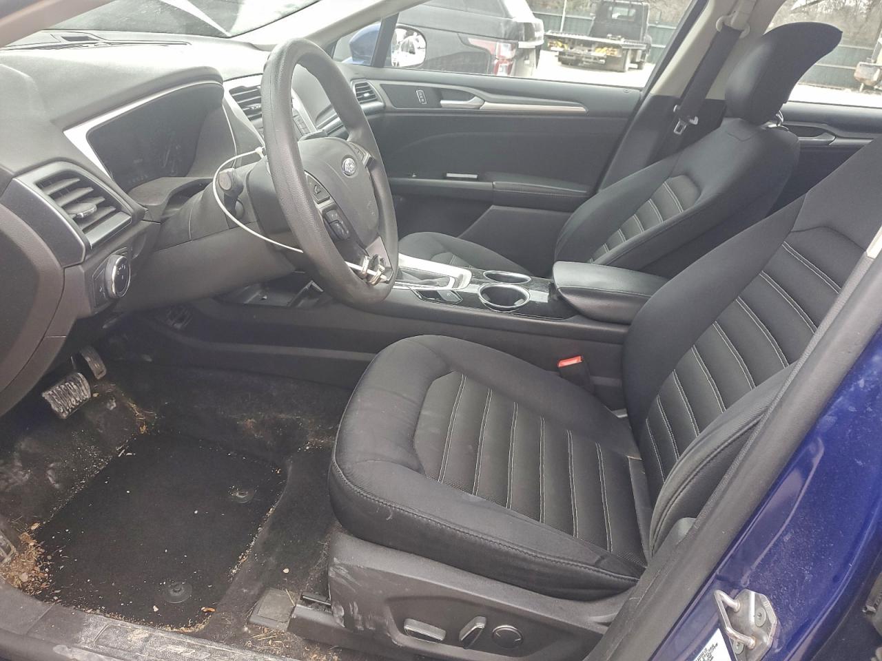 2013 FORD FUSION SE photo 7