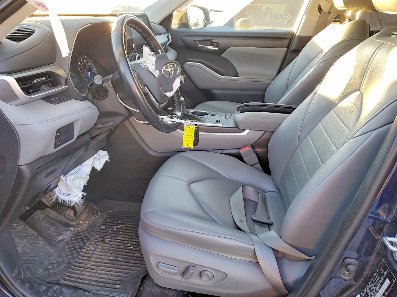2021 TOYOTA HIGHLANDER HYBRID XLE photo 7