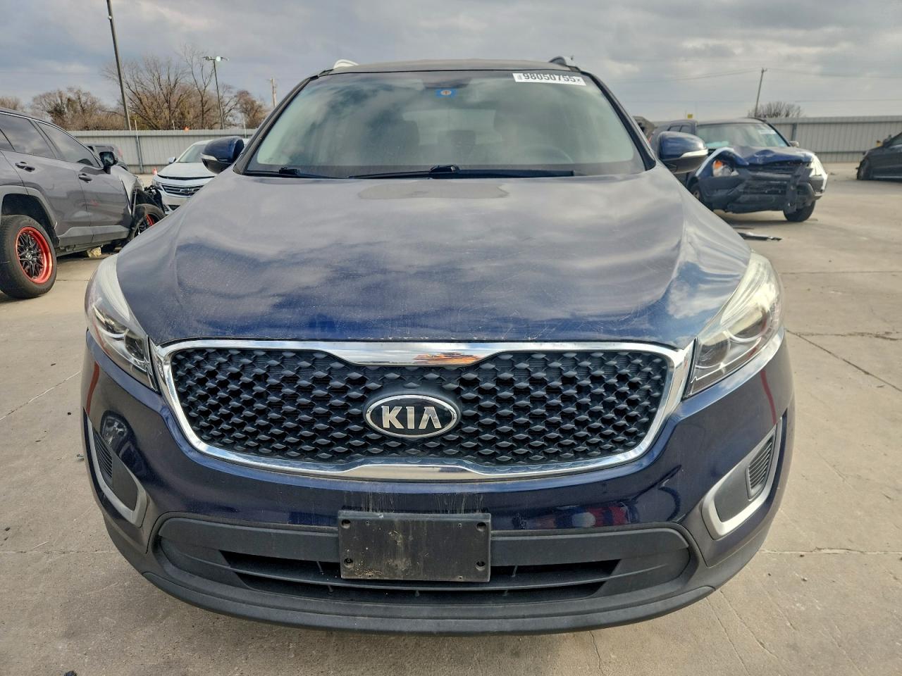 2016 KIA SORENTO LX photo 5
