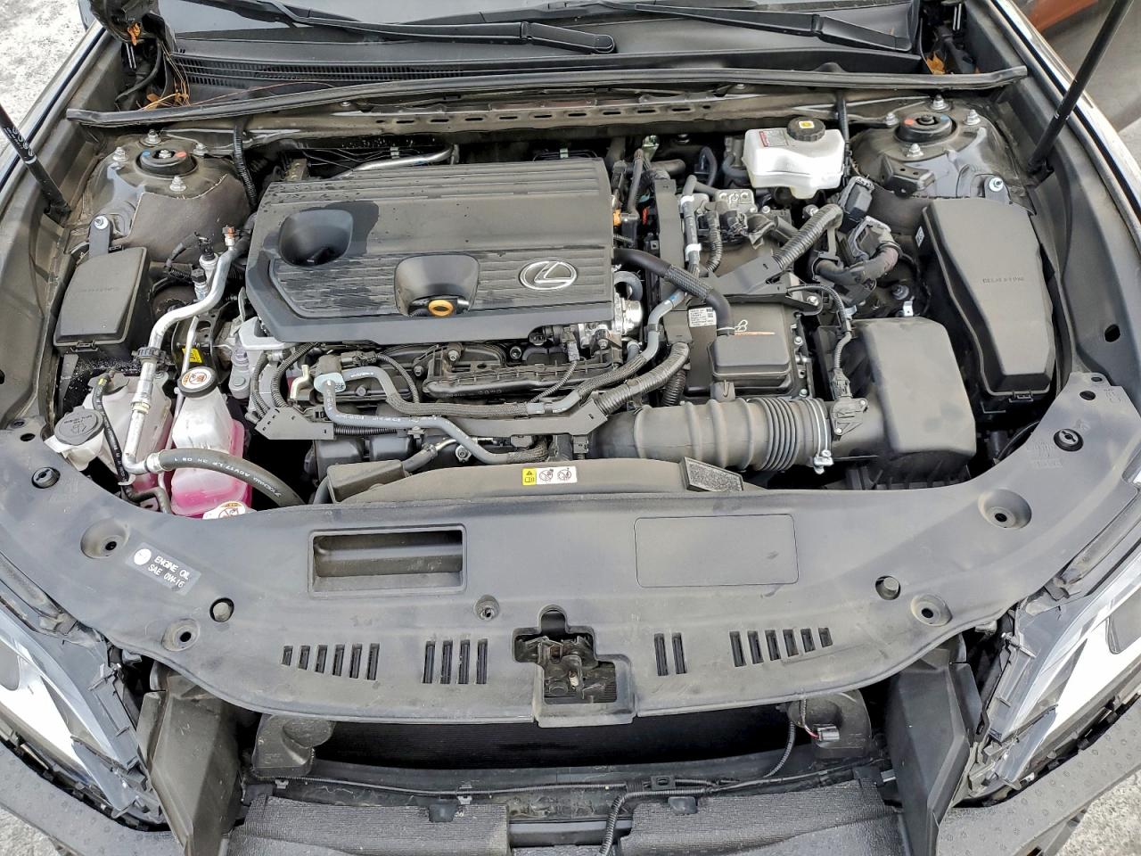 2025 LEXUS ES 300H BASE photo 21