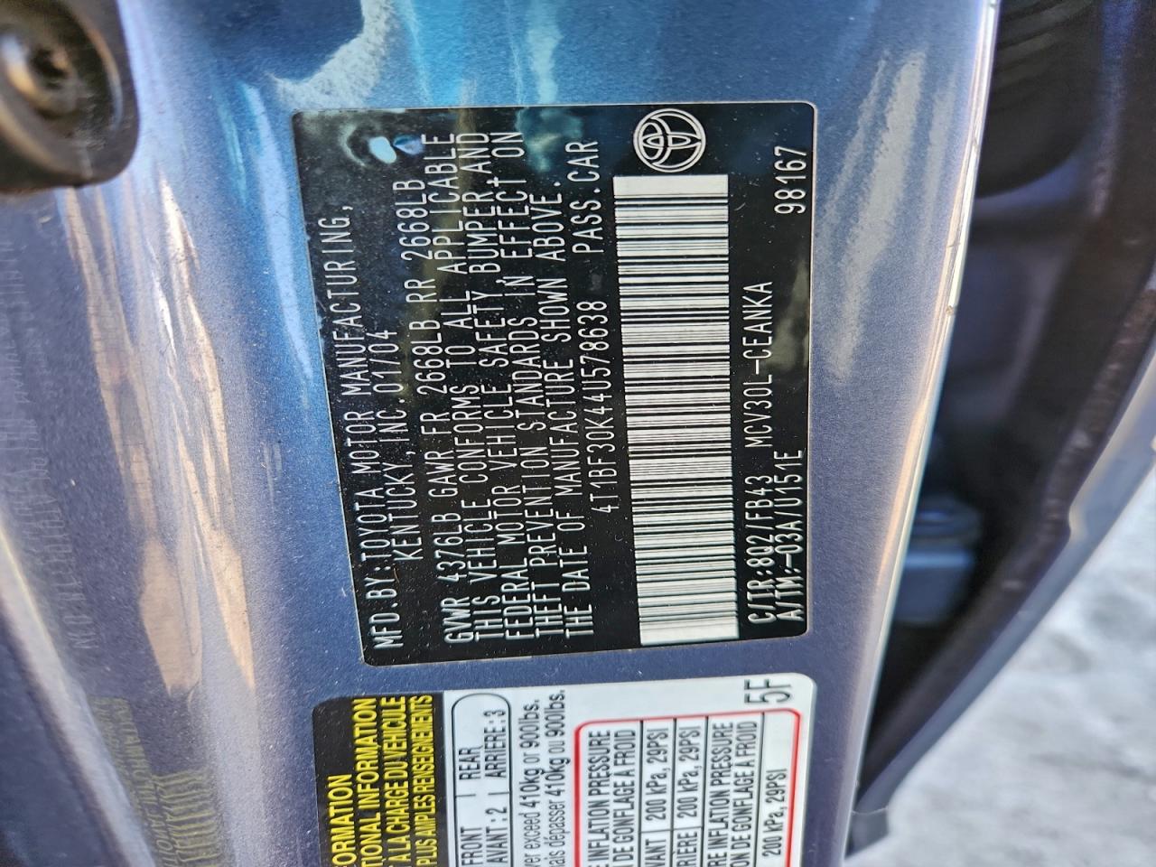 2004 TOYOTA CAMRY LE photo 12