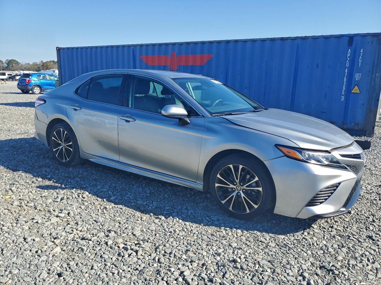 2020 TOYOTA CAMRY SE photo 4