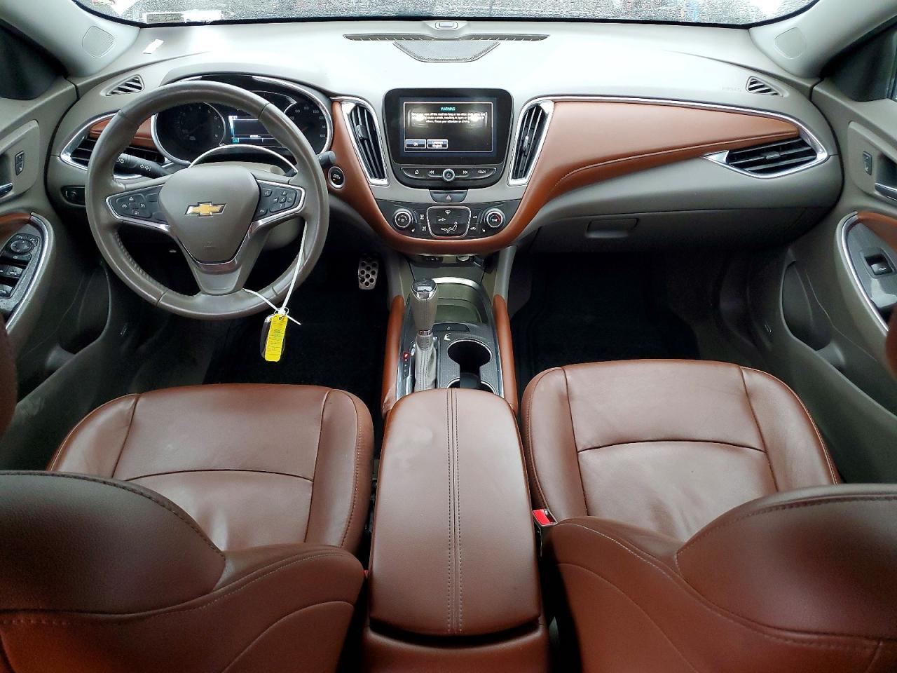 2017 CHEVROLET MALIBU LT photo 8