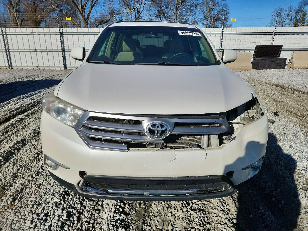 2013 TOYOTA HIGHLANDER BASE photo 5