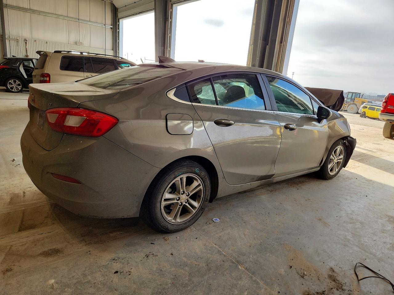 2017 CHEVROLET CRUZE LT photo 3