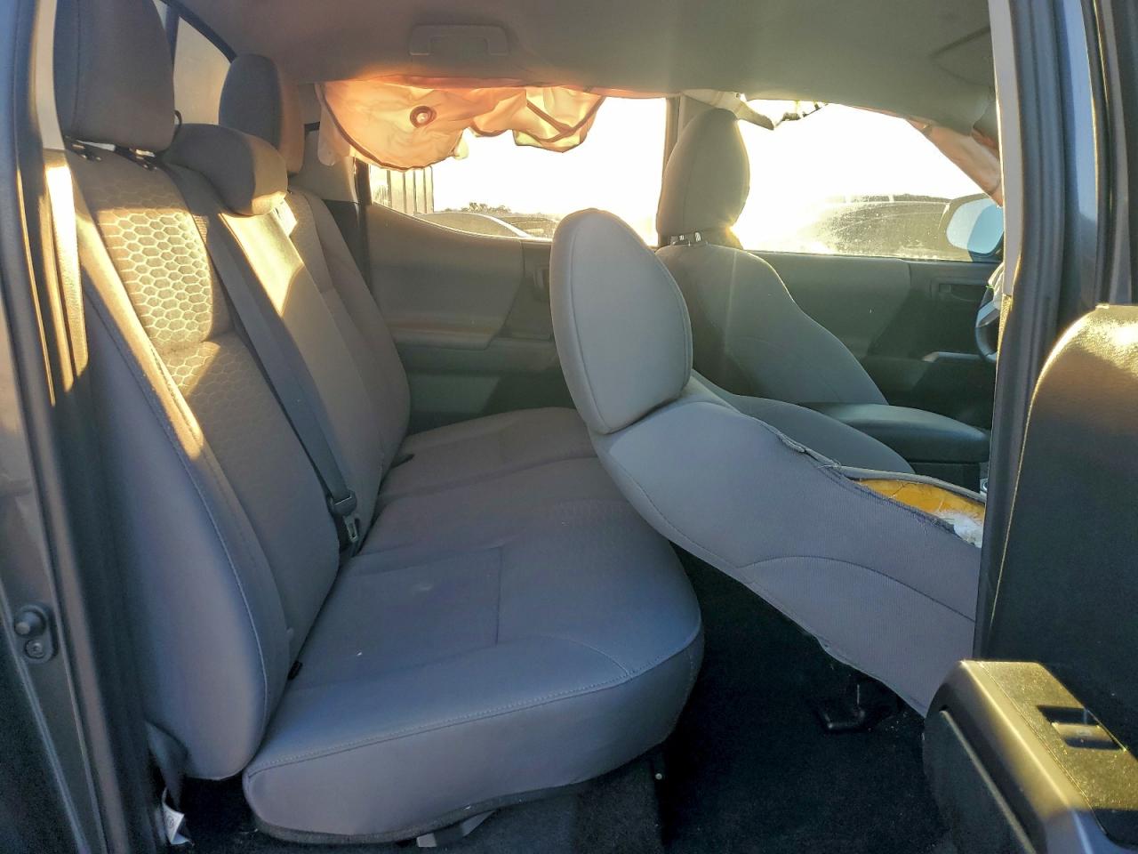 2019 TOYOTA TACOMA DOUBLE CAB photo 10