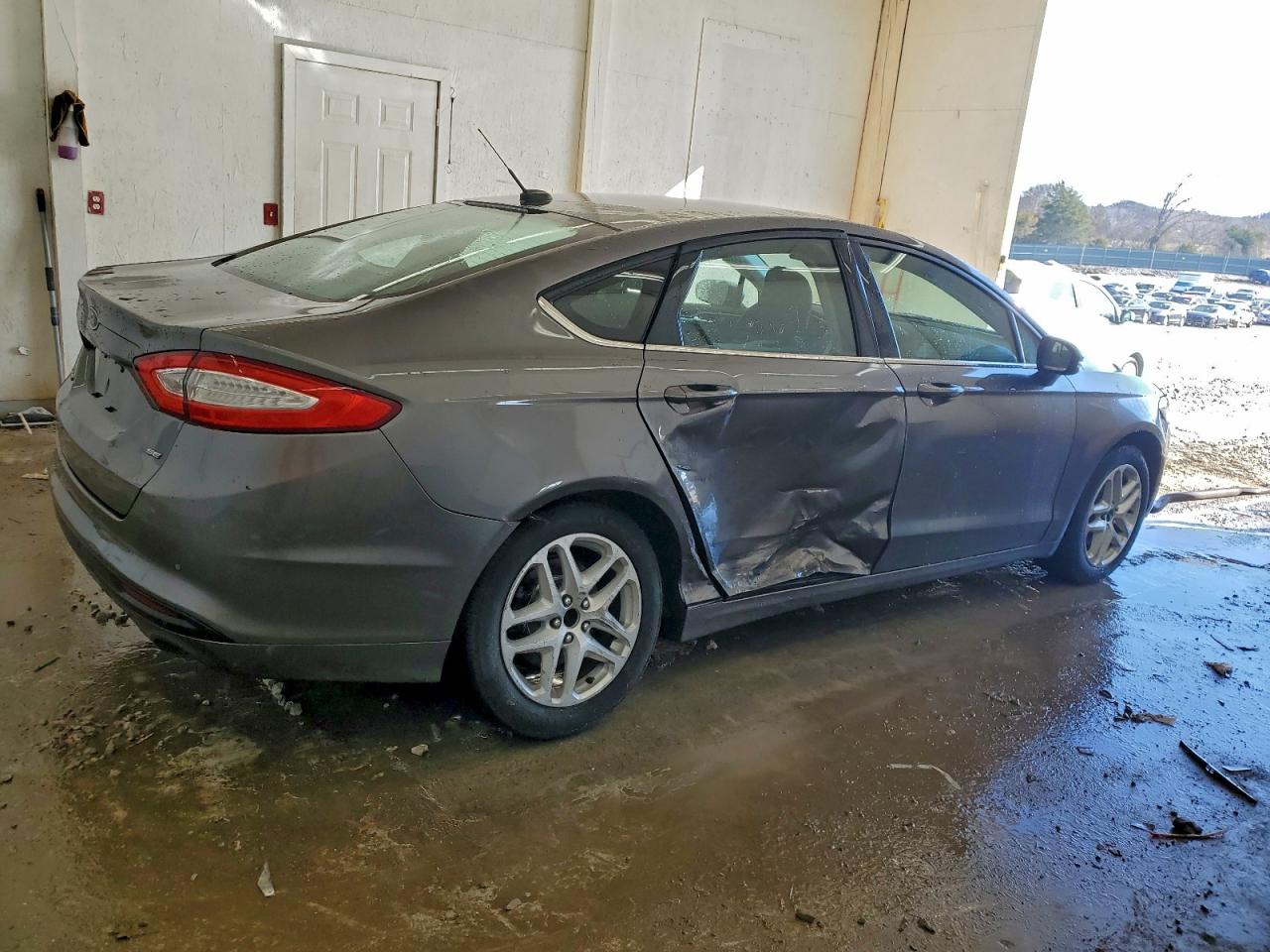 2014 FORD FUSION SE photo 3