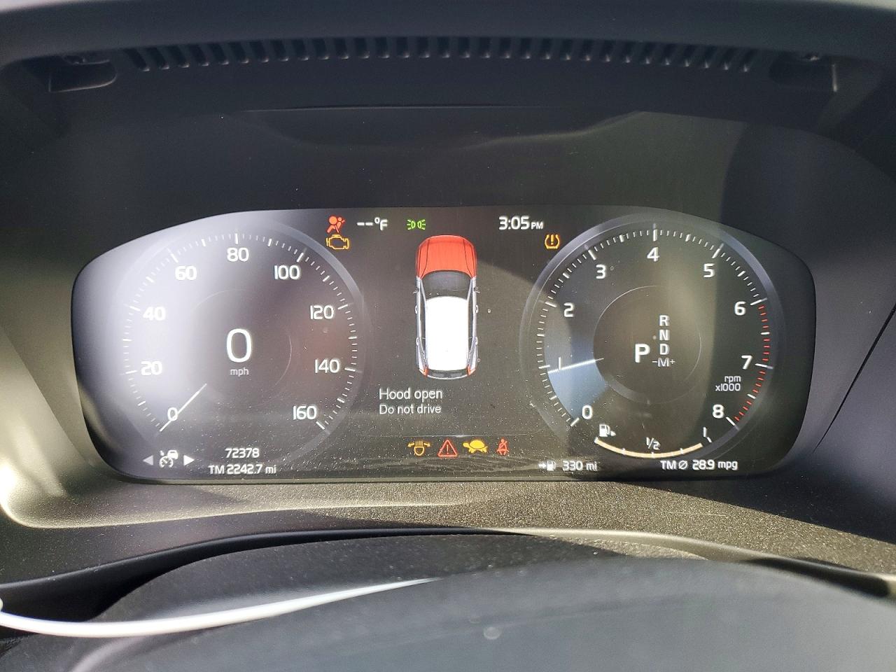 2022 VOLVO XC40 T5 R-DESIGN photo 9
