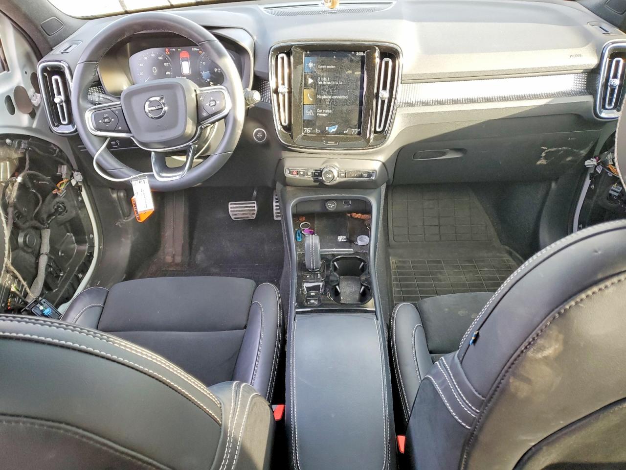 2022 VOLVO XC40 T5 R-DESIGN photo 8