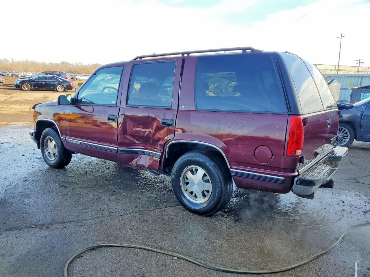 1999 CHEVROLET TAHOE C1500 photo 2